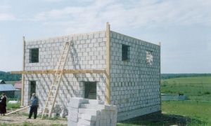 Сколько кубов пеноблоков нужно для строительства дома 10 на 10 метров