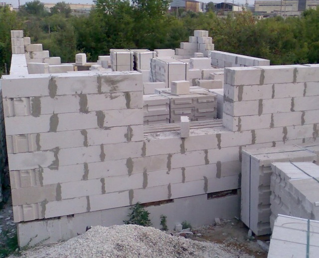 Сколько кубов пеноблоков нужно для строительства дома 12 на 12 метров 3